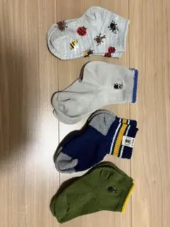 キッズ靴下 4足セット 虫柄