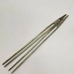 071305 明治金工　アンティーク　金工　銀色　笄用　足　かんざし