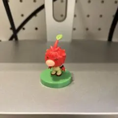 ピクミンチョコエッグ　シークレット　謎の葉っぱ人