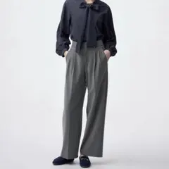 GU タックワイドパンツ　グレー　Sサイズ