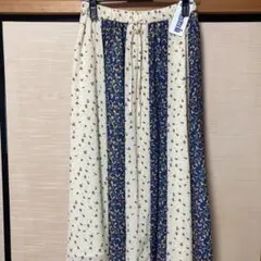 週末限定お値下げ♡ホコモモラ 新品スカートのサムネイル