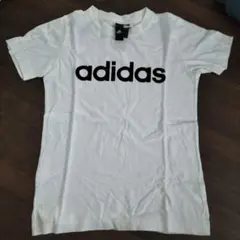 adidas 140cm Tシャツのサムネイル