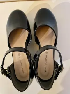【お値下げ】MAJESTIC LEGON☆黒エナメル　アンクルストラップパンプス