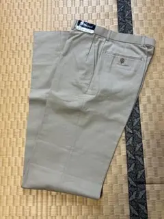 新品未使用品　NINO CERRUTI ニノチェルッティ　チノパン　訳あり