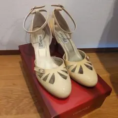 elegance 卑弥呼　ベージュ ハイヒールパンプス 24.0cm