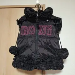 RONI 黒 フリル付きダウンベスト