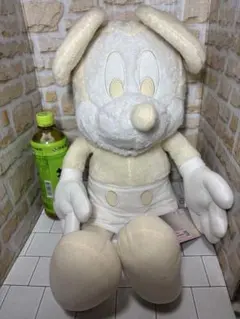 ミッキーマウス【MD】100thプラチナホワイト超BIGぬいぐるみ