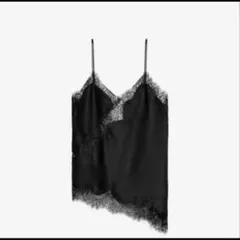 レース付きバックオープンブラックキャミソール