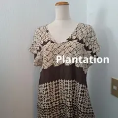 t.b マツオインターナショナル 素敵な絵柄の変形ノースリーブ