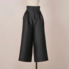 HEVE サテン ガウチョパンツ ネイビー36新品 heve ヘイヴ サテンフレアガウチョパンツ 38サイズ