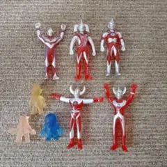 ウルトラマンゴム製フィギュア 8体セット
