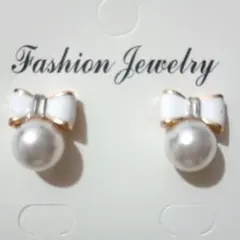 ピアス　リボン×パール　卒業式卒園式入学式入園式　結婚式披露宴☆