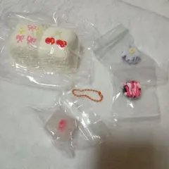 スクイーズおまとめ☆④点set☆さくらんぼケーキ☆ミニスクイーズ