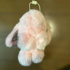 ピンクのウサギ型ぬいぐるみキーホルダー