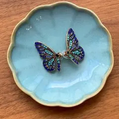 ピアス　ブルー　グラデ　蝶々　バタフライ　パピヨン　パーティ　ゴールド　韓国