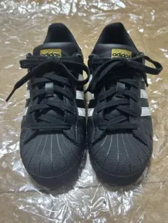 adidas スーパースター ブラック ホワイト スニーカー