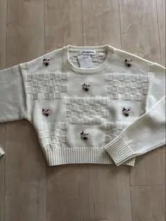 新品未使用　Charles Chaton 小花　レトロ　アイボリー ニット