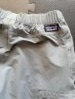 美品　パタゴニア エブリデイパンツ　キッズ　S パンツ　patagoniaのサムネイル