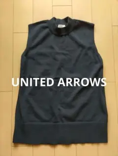 お値下げ‼️【美品】ユナイテッドアローズ　ベスト　バックスリット