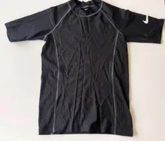 Nike ラッシュガード ブラック 150サイズ
