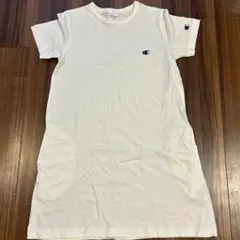 Champion製半袖ワンピース、サイズ140