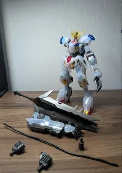 Item thumbnail for item 42be9a45-5da6-4b40-ab7e-b29b6d7ddd16