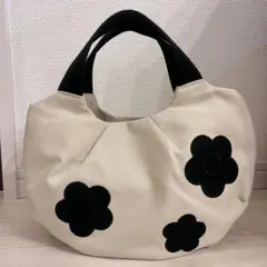 MARY QUANT マリークワント　トートバッグ　ハンドバッグ　ベージュのサムネイル