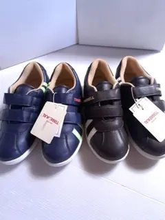 新品　TINKERBELL　21cm　マジックテープシューズ　2足　まとめ売り