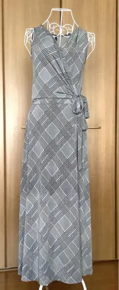 ノースリーブチェック柄ロングワンピース
