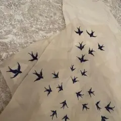 鳥刺繍 フレアスカートのサムネイル