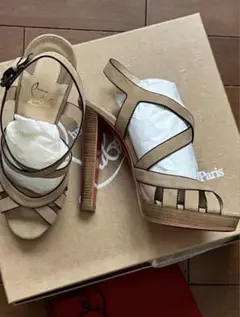 2025年最新】Christian Louboutin パンプスの人気アイテム - メルカリ 