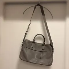 ECCO グレー ショルダーバッグ