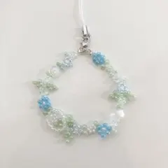 お花モチーフ　ビーズストラップ　ブルー×ミントグリーン　ハンドメイド
