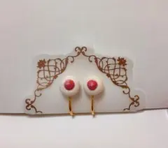 イヤリング　いちご大福　ハンドメイド