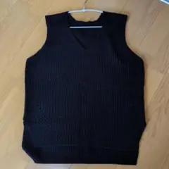 新品未着 紺のVネックニットベスト