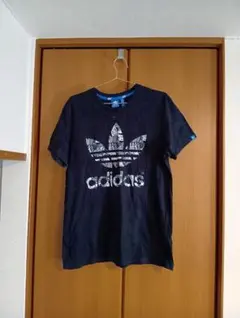 adidas ブラック Tシャツ XO