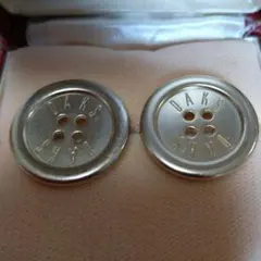 DAKS ダックス　銀色ボタン　2個セット