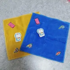 新品タグ付き ドラえもん タオルハンカチ 2枚セット 刺繍 青•黄色