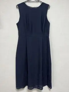 【美品】NATURAL BEAUTY BASIC ノースリーブワンピースのサムネイル