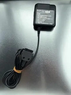 NTT DoCoMo ACアダプタ N003 充電器