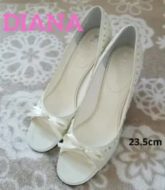 ダイアナ ハイヒール 白