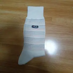 FILA ストライプ クルーソックス クリーム、25〜27cm、ポイントロゴ有。