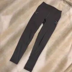 SUKALA ヨガレギンス グレー ポケット付き Sサイズ