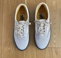 Item thumbnail for item ed055b7e-3d6c-42ff-851c-3b184a05521d