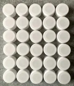 40個】ペットボトルキャップ白 - メルカリ