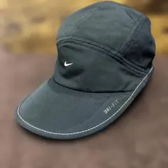 新古未使用‼️NIKEランニングキャップ　ワンサイズ(サイズ調節有り)黒