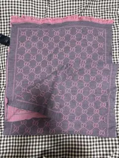 GUCCIのマフラー