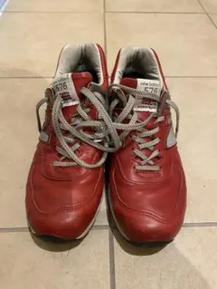 New Balance 576 レッドスニーカー
