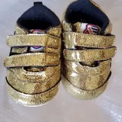 【新品】ゴールドスパンコール ベビーシューズ