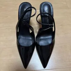 黒 ポインテッドトゥ ハイヒール
